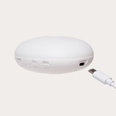 Moonie 2.0 - Krammedyr med melodi og lys - organisk cappuccino bear - billede 2